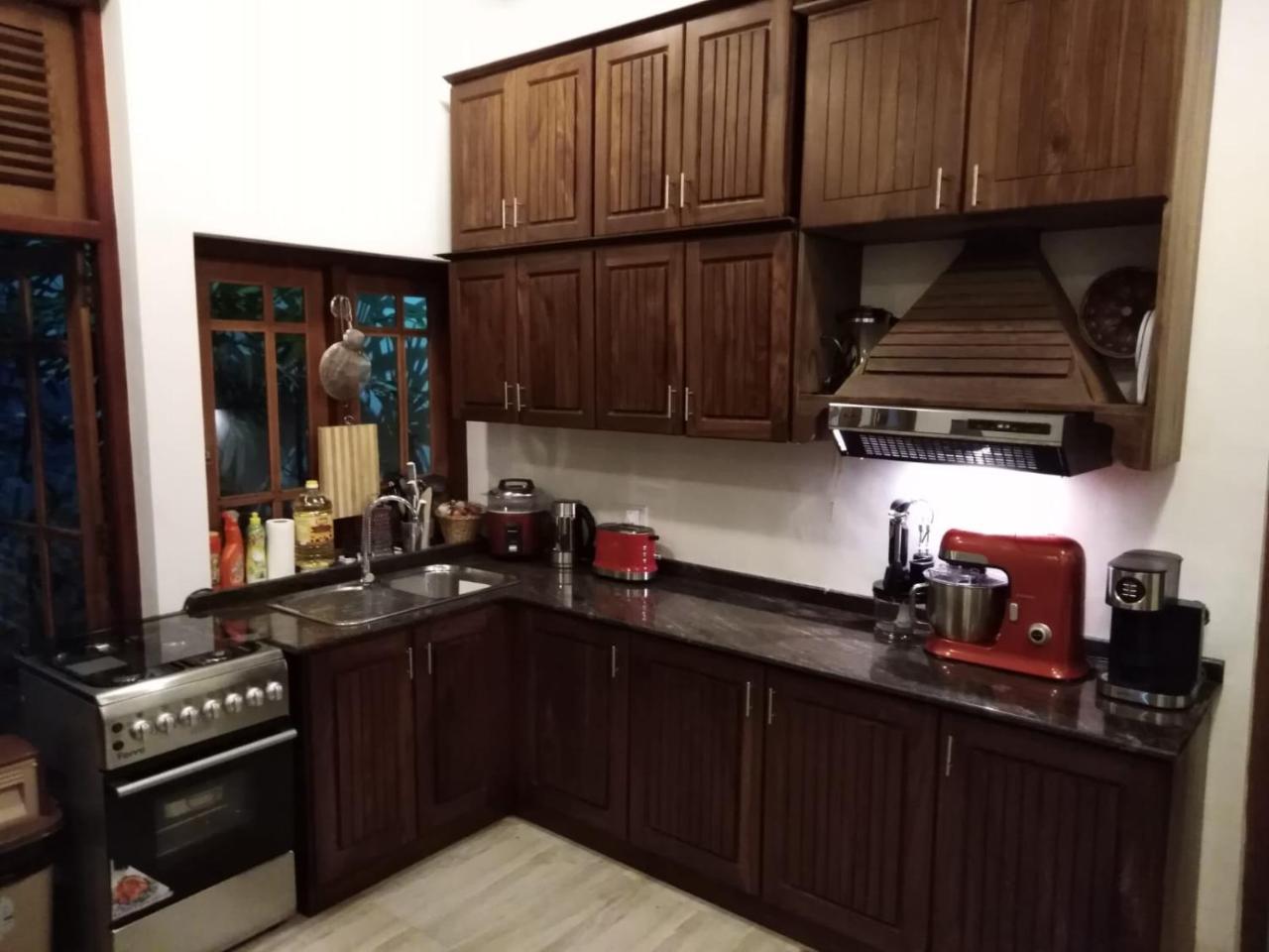 Lija Residence Негомбо Экстерьер фото