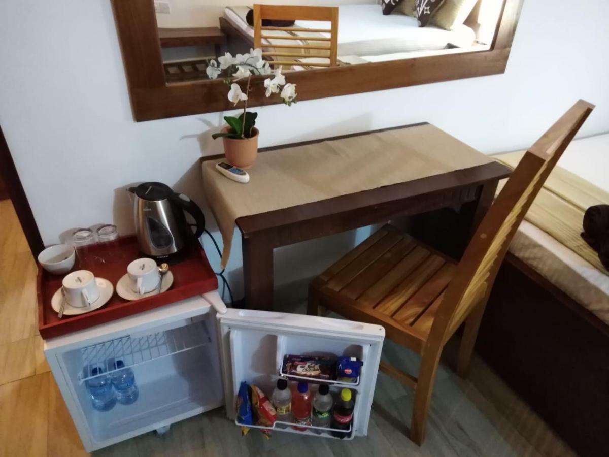 Lija Residence Негомбо Экстерьер фото