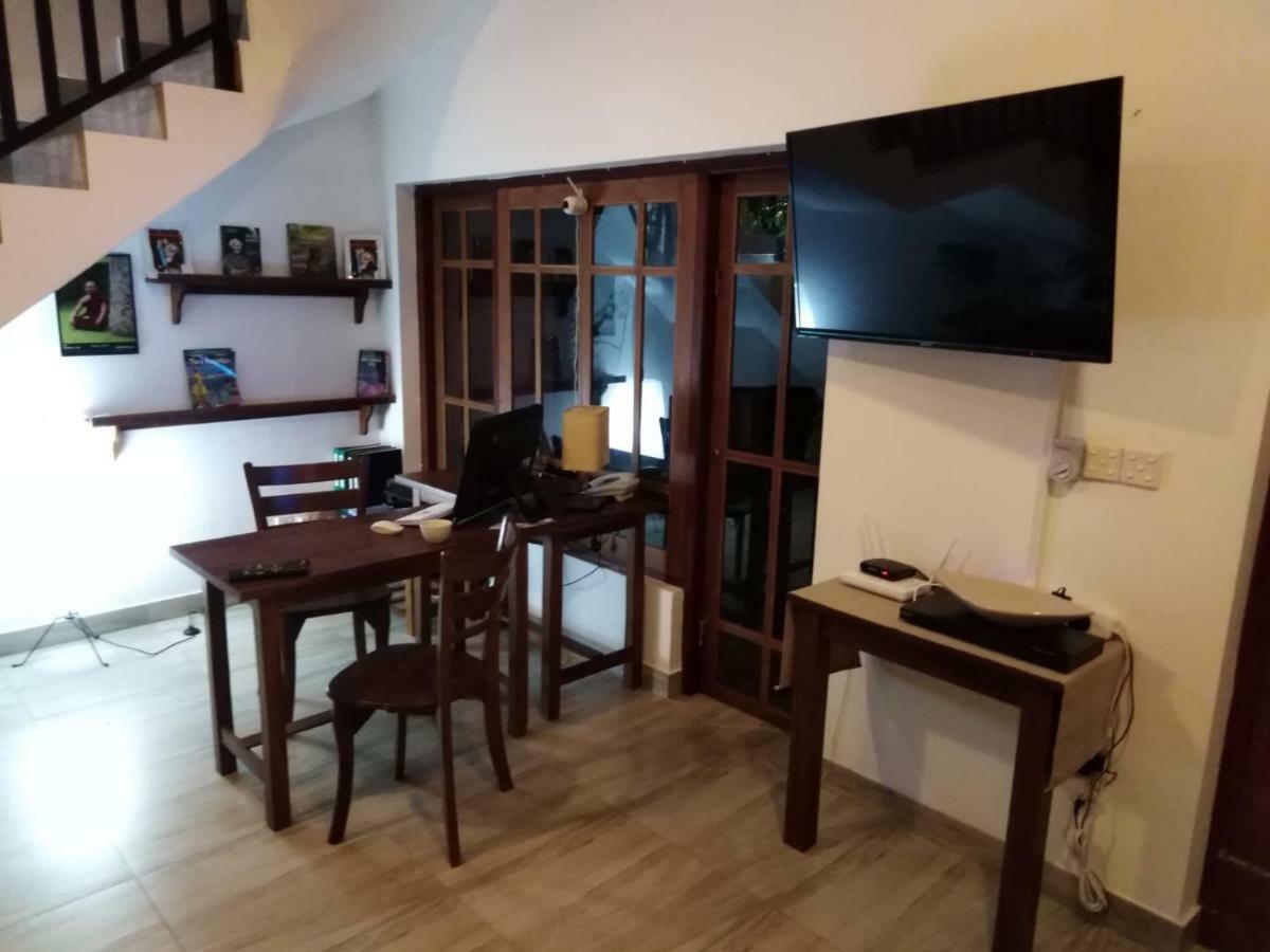Lija Residence Негомбо Экстерьер фото