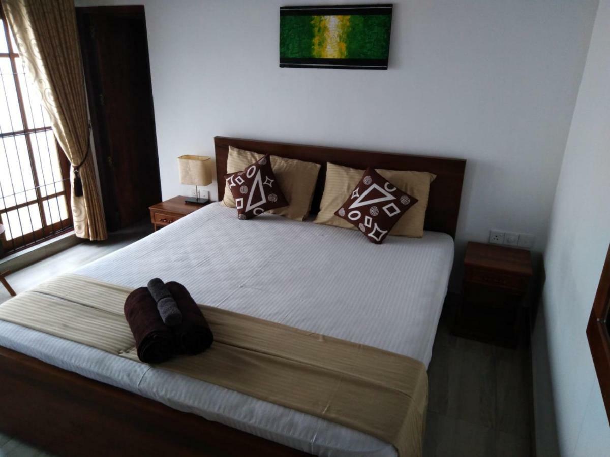 Lija Residence Негомбо Экстерьер фото