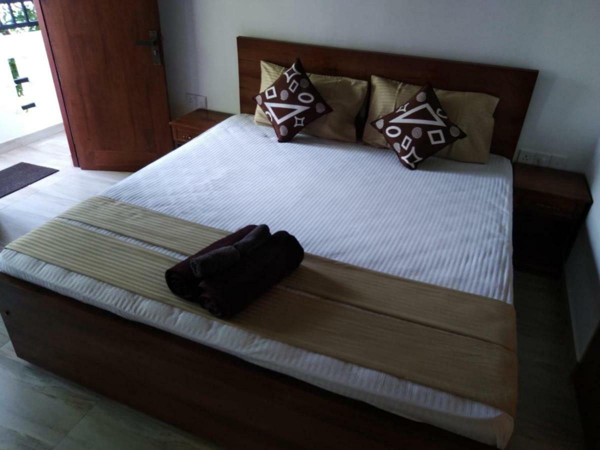 Lija Residence Негомбо Экстерьер фото