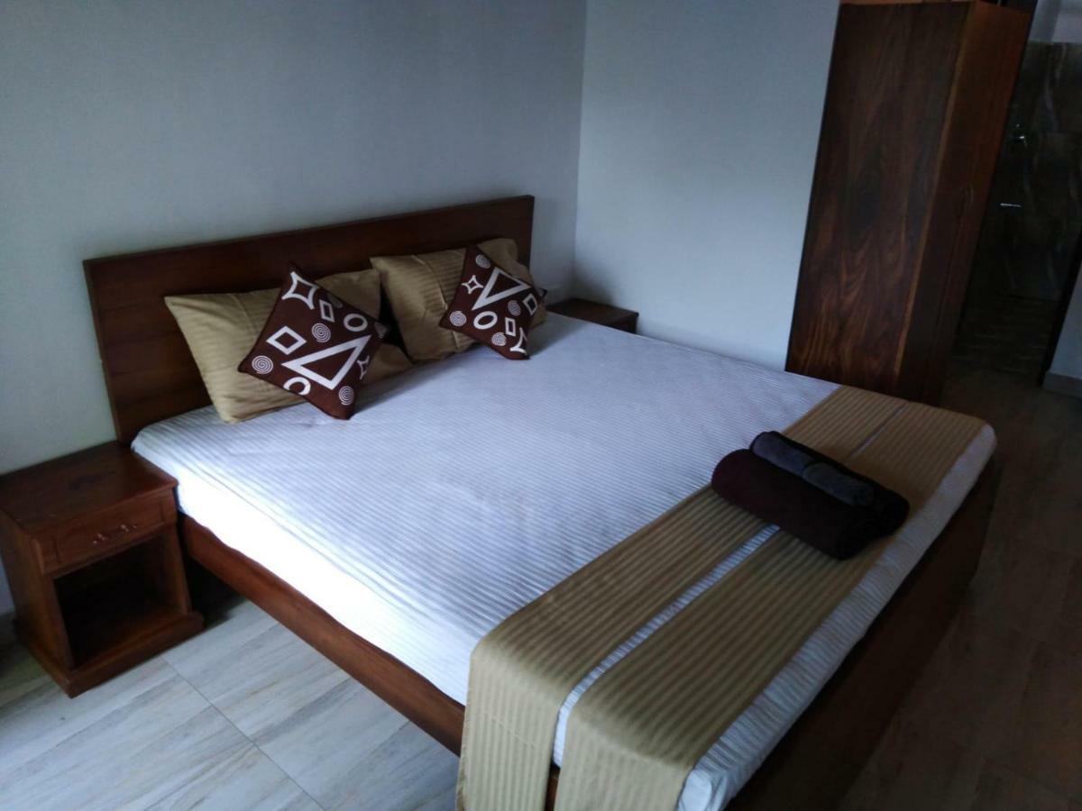 Lija Residence Негомбо Экстерьер фото